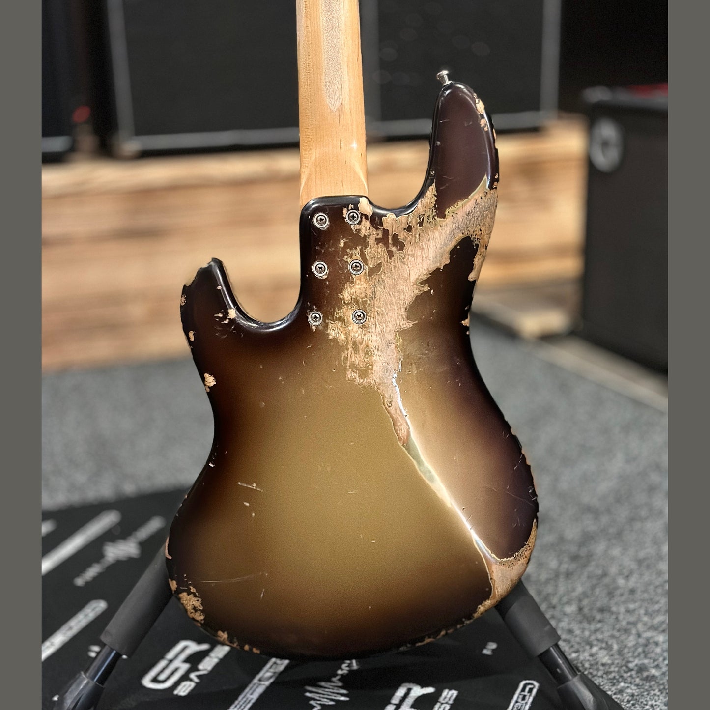 Sandberg California TT Goldburst Masterpiece westerhaven-muziek
