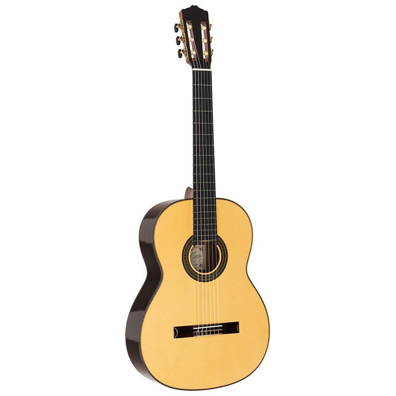 Salvador Cortez CS-90 klassieke gitaar. massief spruce top. massief mahonie b&s. 650mm